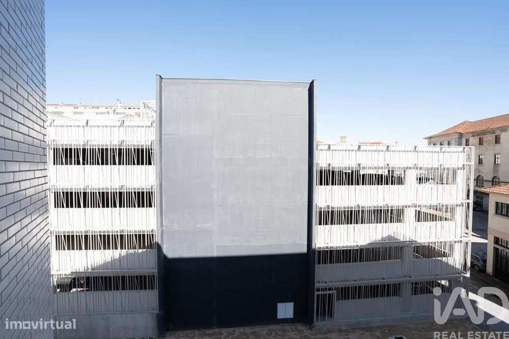 Apartamento T2 em Vila Real de 70 m2