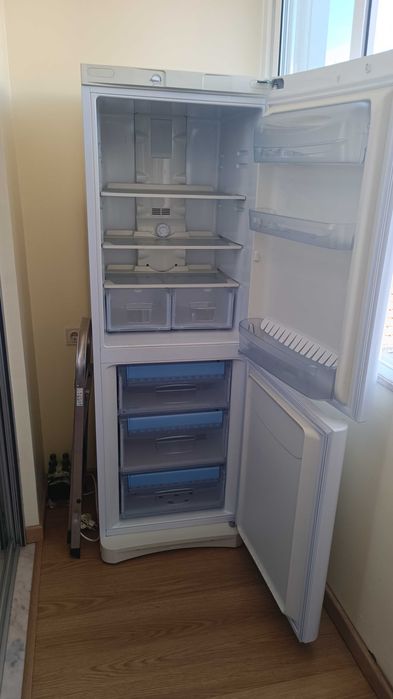 Frigorifico Indesit BAN 12 NF