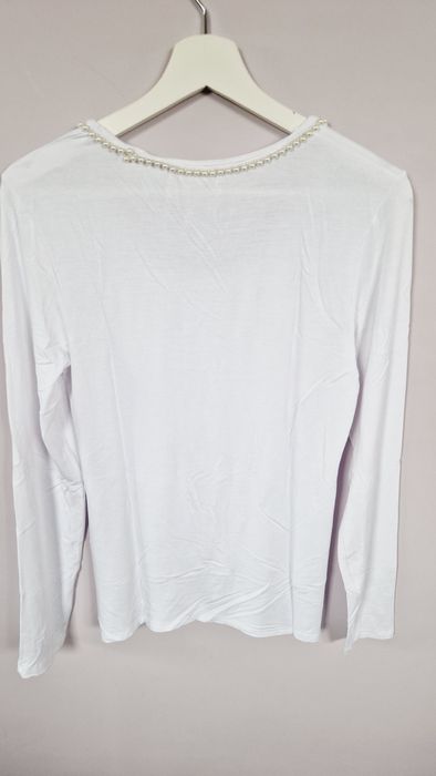 Biała wygodna bluzka basic z długim rękawem longsleeve pod marynarkę