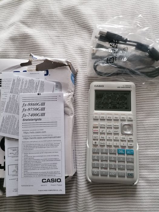 Calculadora Gráfica CASIO. Modelo fx-9860