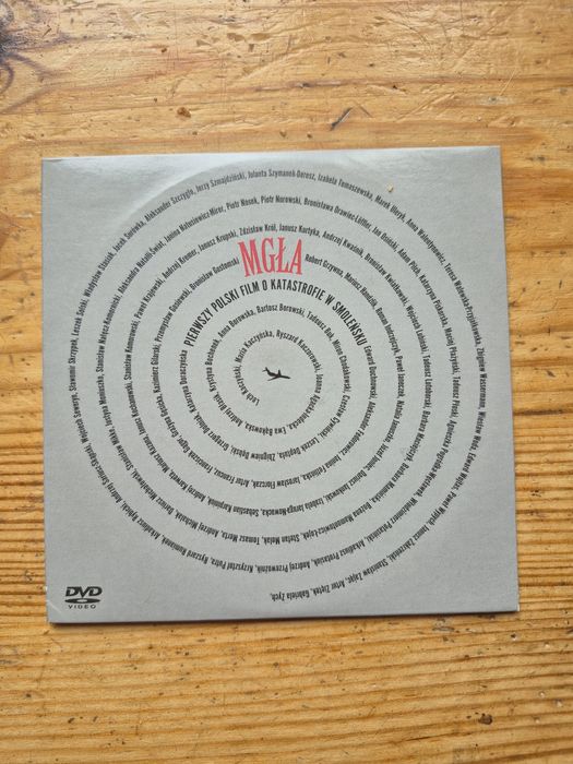 Płyty CD kolędy, film Mgła