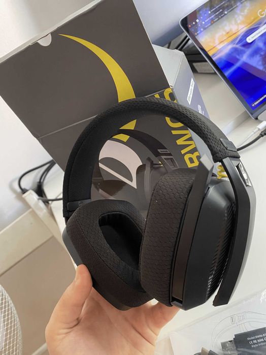 Auscultadores Gaming USB Wireless BINNUNE BW06 (PC / PS4 / PS5)