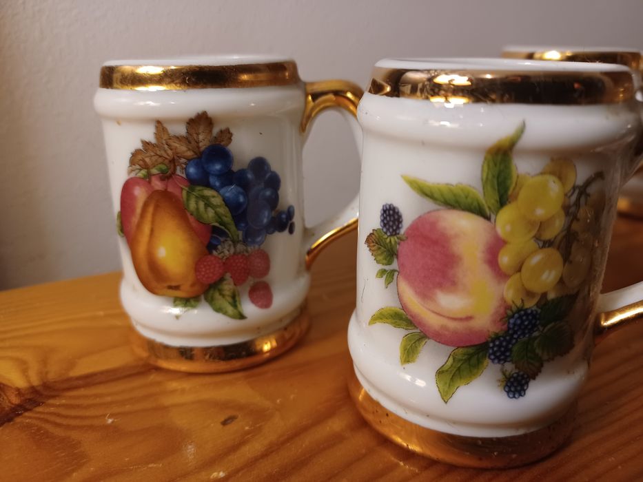 Chávenas miniatura decorativas porcelana Limoges