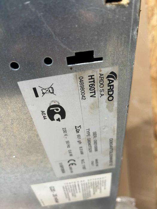 газова поверхня ARDO б/в