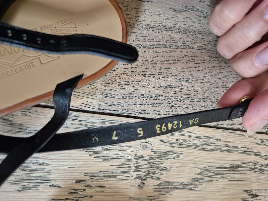 Sandałki Salvatore Ferragamo R.38