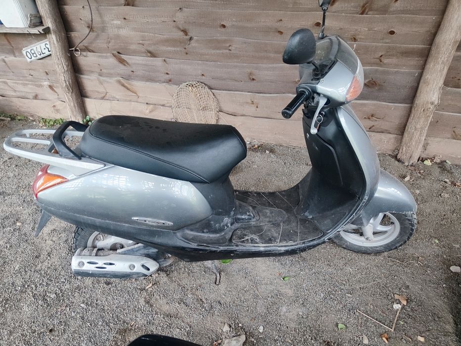 Honda lead  мопед