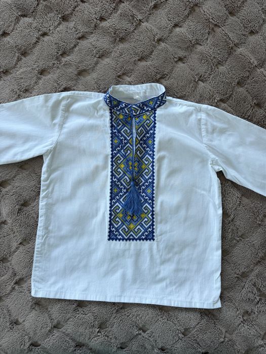 Продам вишиванку для хлопчика