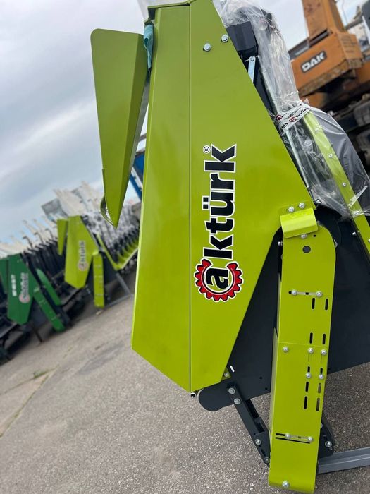 Кукурудзяна жатка Claas Akturk Fantini Dominoni 2025