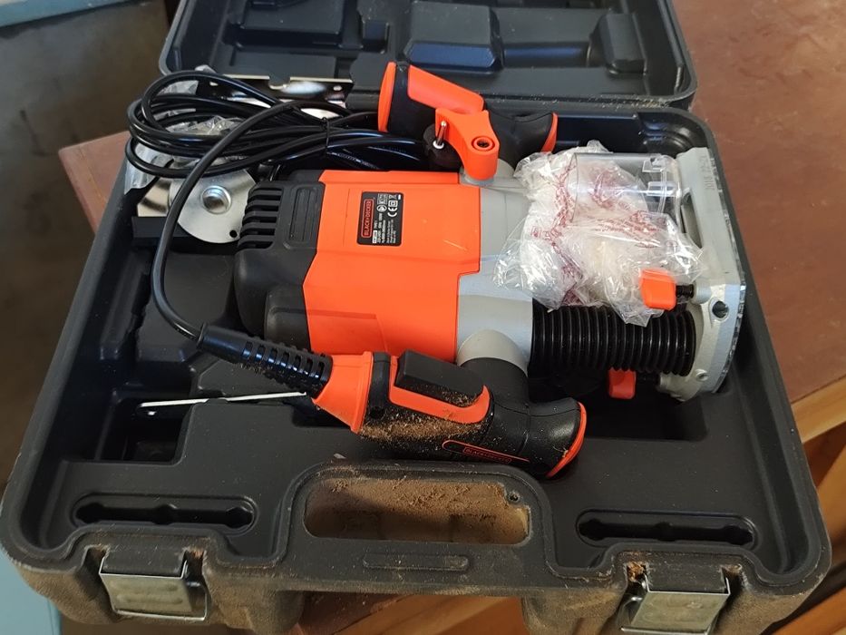 Fresa black Decker 1200
