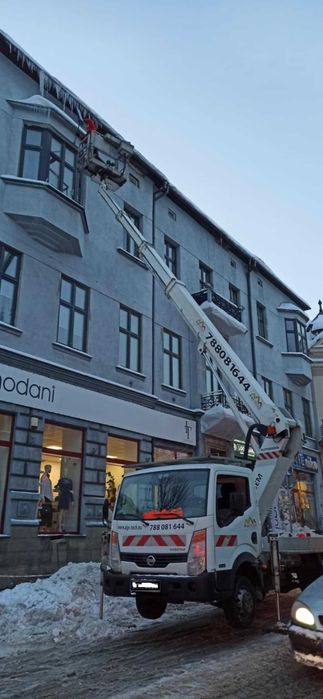 odśnieżanie dachów