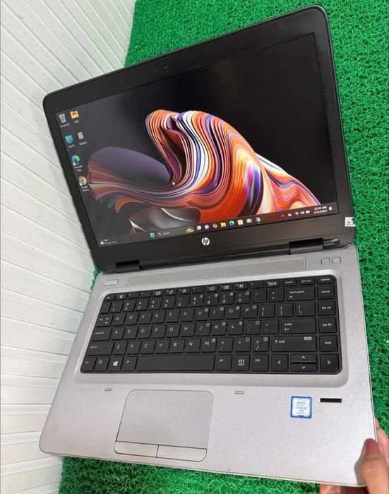 HP Probook 14" i5/8GB/256Nvme como Novo