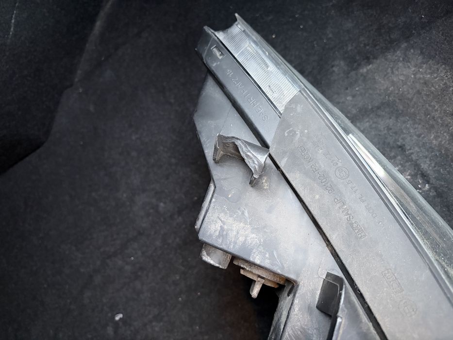 Фара права Hyundai Elantra 2017(дорест)