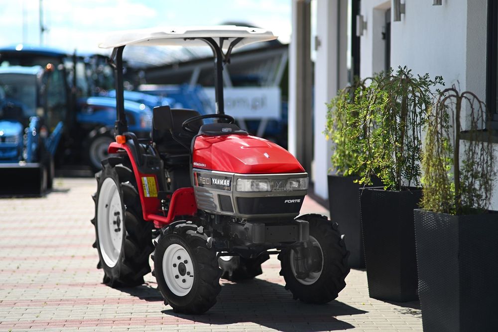 Ciągnik Yanmar F210D 4x4 - 20.7 KM