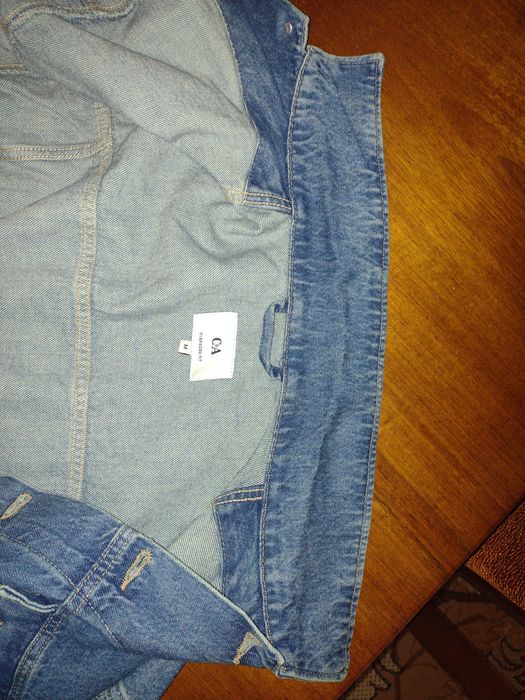Куртка джинсова C&A, розмір M, стан відмінний.