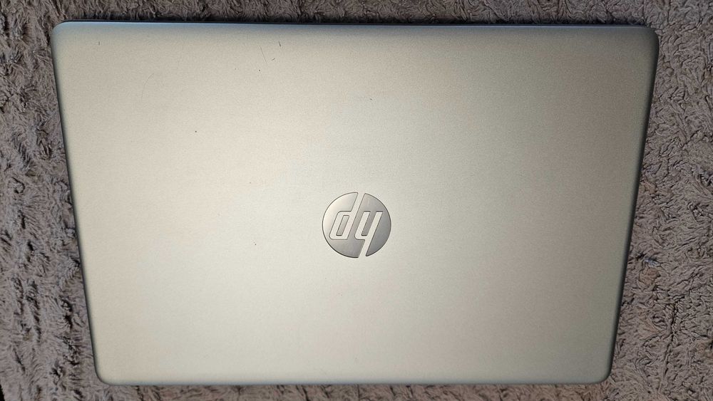 Laptop HP 15-dw1001nw zadbany | Intel Core i5 | 8GB RAM | 512GB SSD NVMe | Super stan baterii | Win 11 + Office 2019