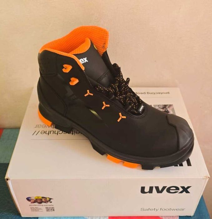 Buty robocze Uvex 2 rozm.44