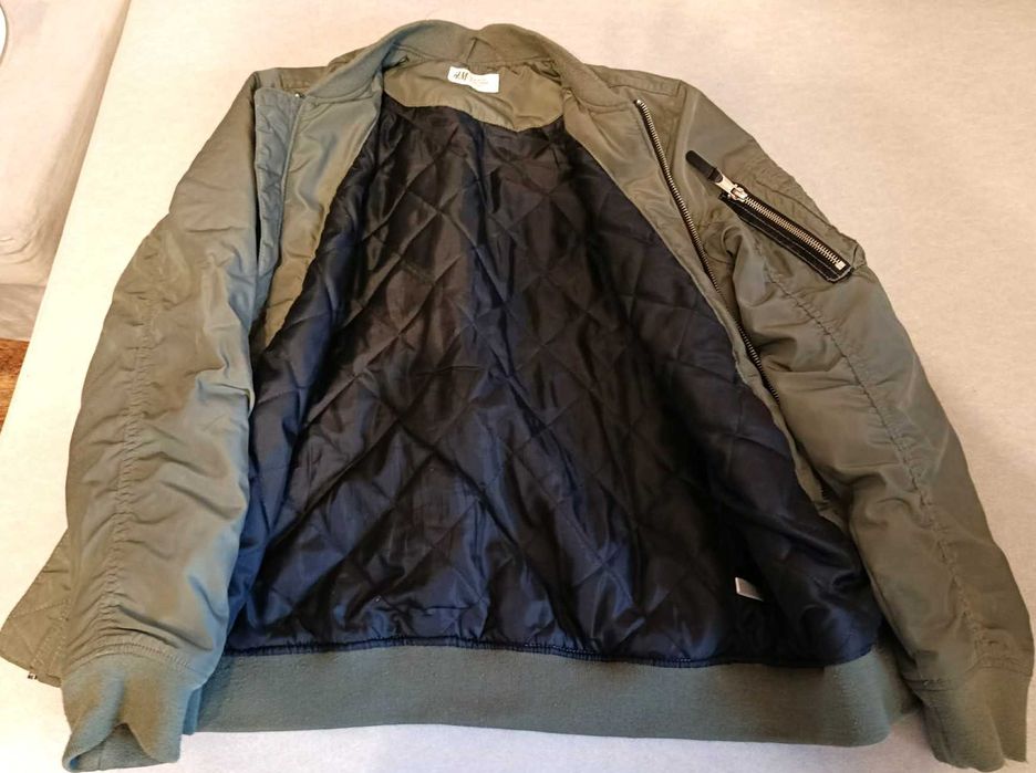 Sprzedam kurtkę tzw. BOMBERKA