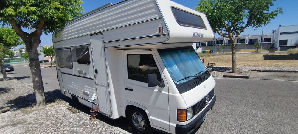 Autocaravana Mercedes MB100D