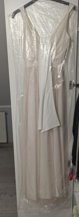 Sukienka długa maxi z rozcięciem