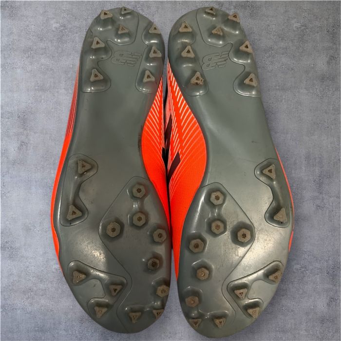 Chuteiras futebol New Balance Furon