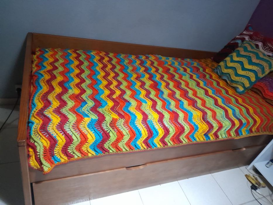 Cama   de solteiro  dupla64285657913601120