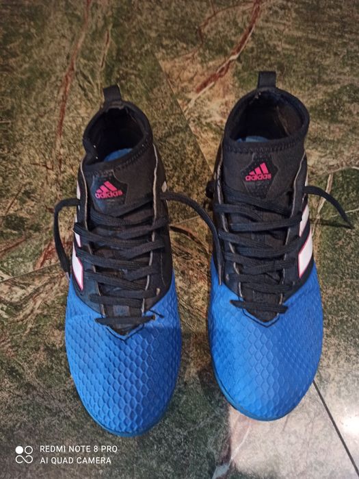 Adidasy halowe 38