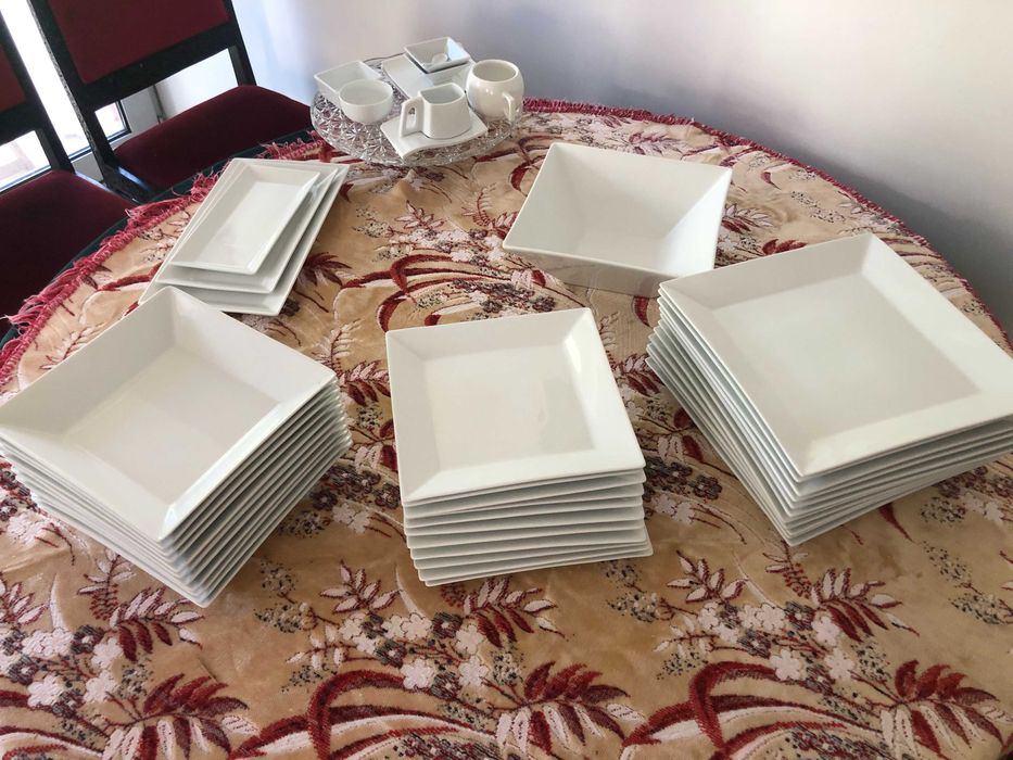 Serviço porcelana branca Shiro Fine Porcelain — quadrada, pesada — 11+11+11