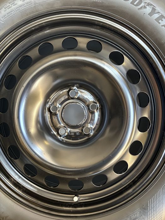 Комплект VW ID Buzz ID4 ID 6 Audi Q4 8J x 18H2 ET45 диски резина
