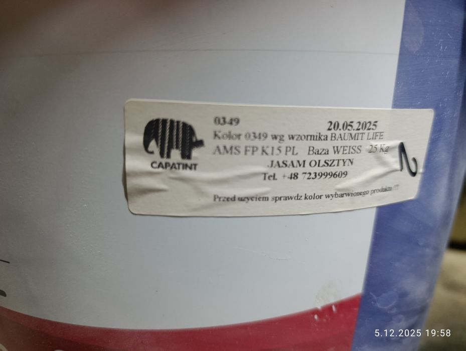 Struktura caparol kolor beż wpadający w jasny brąz