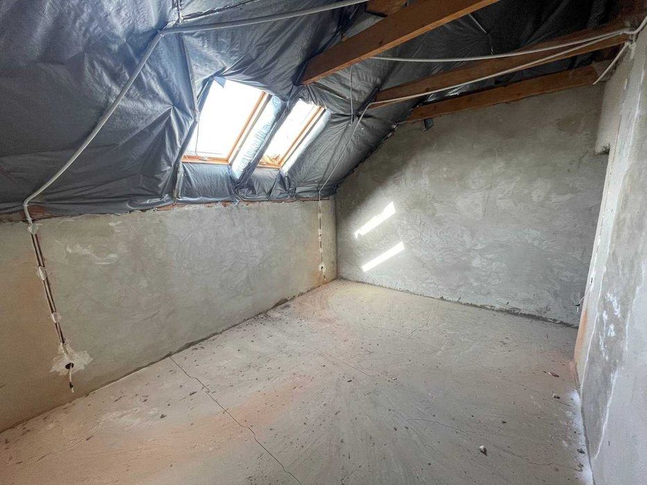 Продається 3-х кімнатна квартира з балконом у новобудові