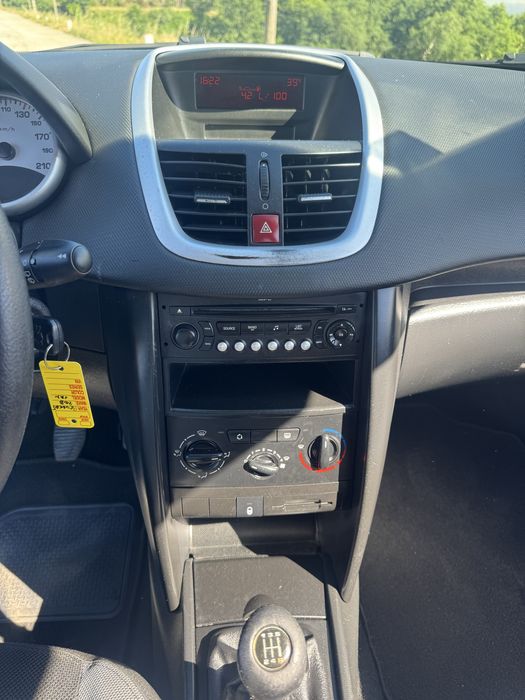 Peugeot 207 1.4 HDi IVA Dedutível