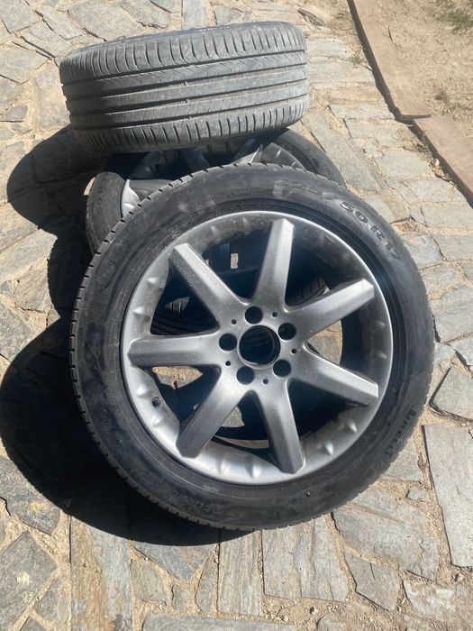 Jantes 17 com pneus Mercedes w205 225/50/17 APENAS 3 disponível