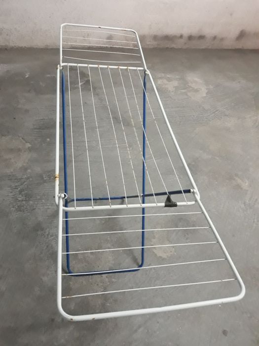 Estendal / varão de chão