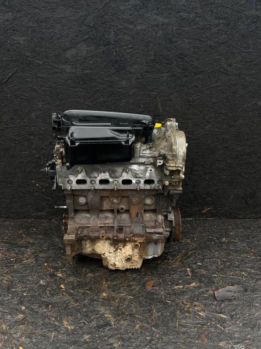Двигун 1.6 Двігатель 1.6 Рено Меган3 K4m Рено сценік 3