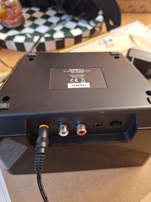 Sony rf stereo transmitter RF-855RK