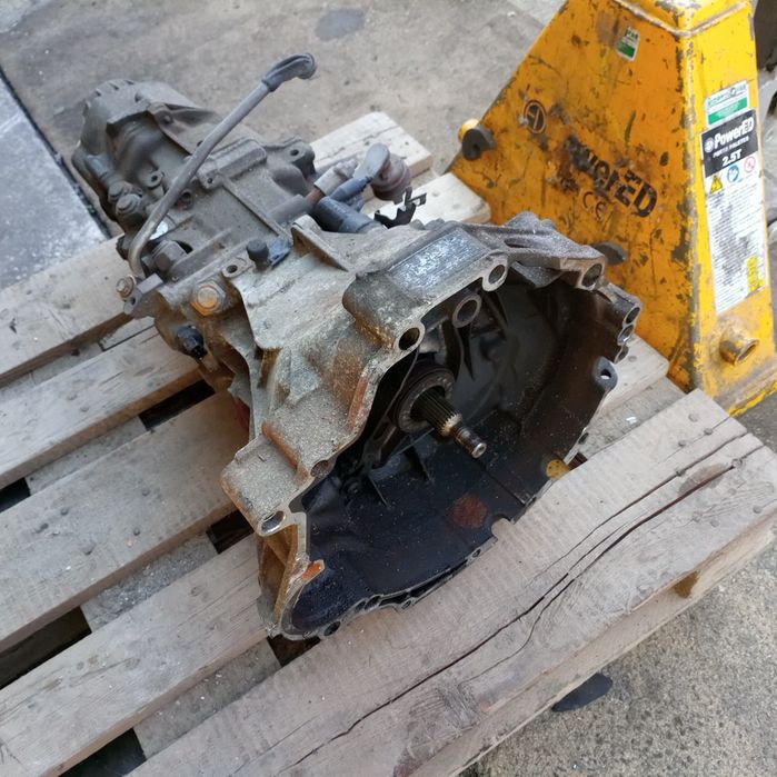 Caixa de Velocidades Manual - AUDI A6 Avant (4B5, C5) | 97 - 05