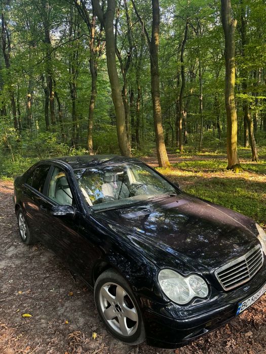 Продам Мерседес W203 C180