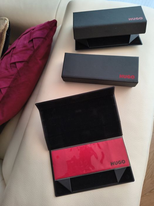HUGO BOSS etui robi wrażenie Okazja