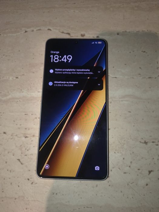 Telefon POCO X6 Pro.