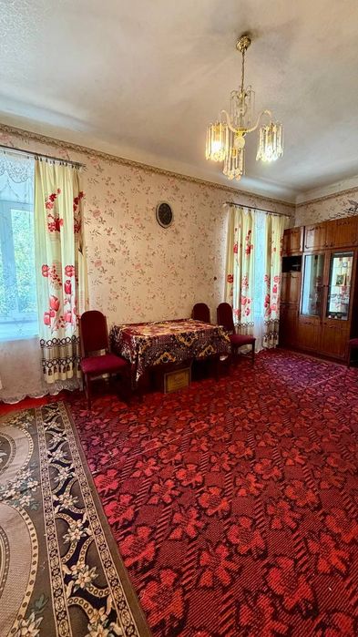 Продається 2-кімнатна квартира в центрі міста, вул Мостова,м. Бердичів