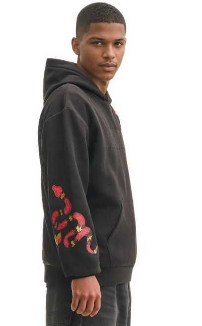 Худі чорне зі змієм