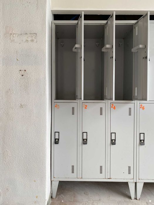 Cacifos Metálicos 3 portas