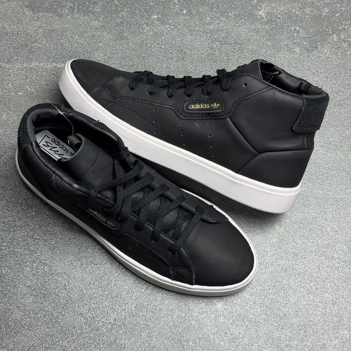 Трекінгові черевики кросівки Adidas EE4727/38/39/41 p