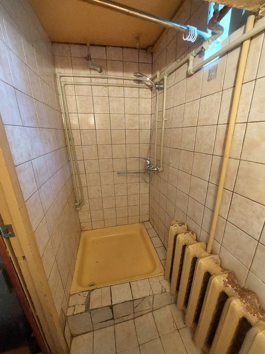 Люботин!Продам часть дома.Центр.