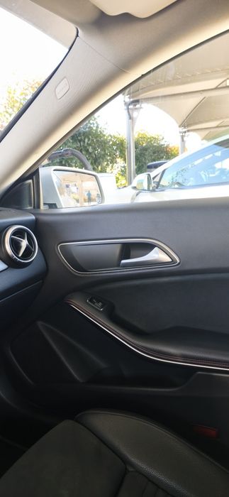 Mercedes Cla 180d Shotingbrake AMG LINE