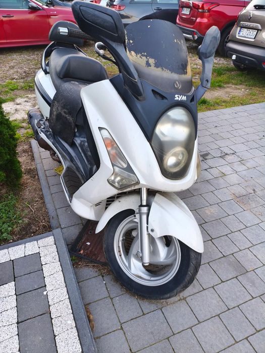 Sym