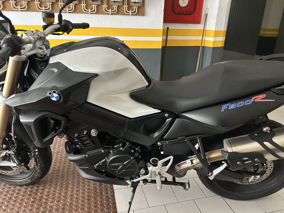 Moto BMW F800R de 2016