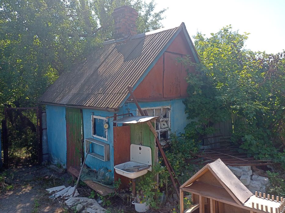 Продам земельну ділянку в селищі Березівка