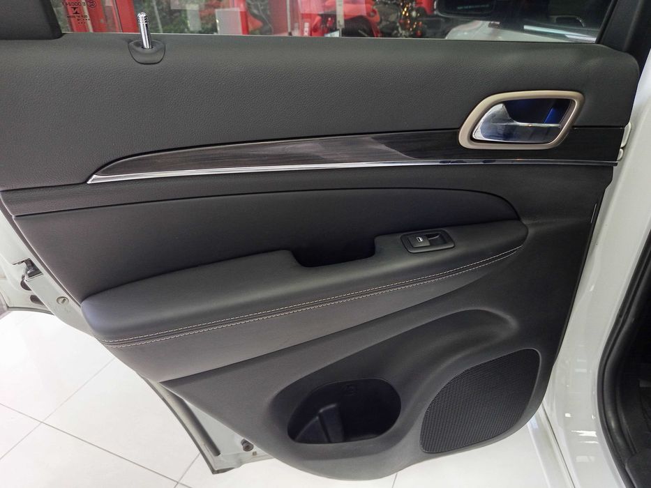 Jeep Grand Cherokee 2016