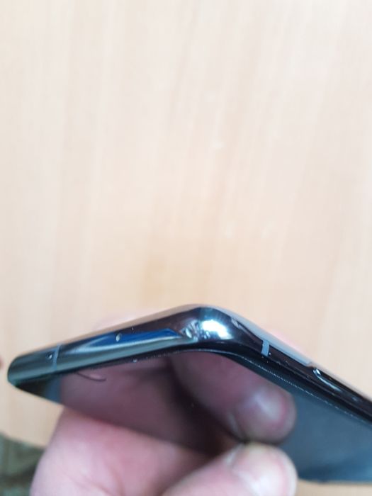 Телефон самсунг s20 DS